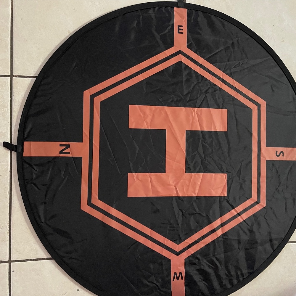 Drone Landing Pad Day and Night for DJ1 Mavic